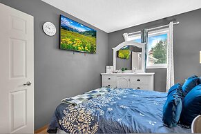 33 Executive Home A C Airport