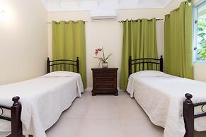 Dreamvilla Richmond Estates I Heart JA