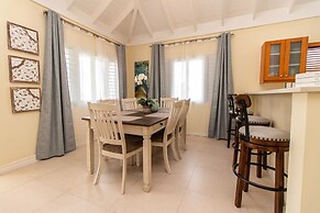 Paradise Luxury Villa w Oceanview Infinity Pool