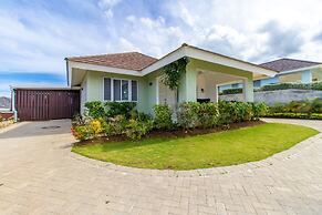 Paradise Luxury Villa w Oceanview Infinity Pool