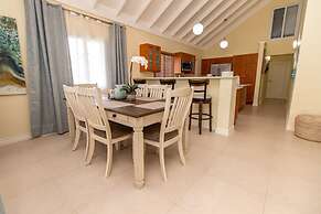 Paradise Luxury Villa w Oceanview Infinity Pool