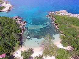 Paradise Luxury Villa w Oceanview Infinity Pool