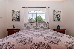 Runaway Bay Gem in Runaway Bay