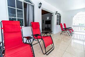 Runaway Bay Gem in Runaway Bay