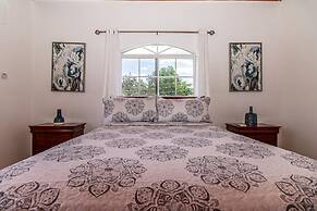 Runaway Bay Gem in Runaway Bay