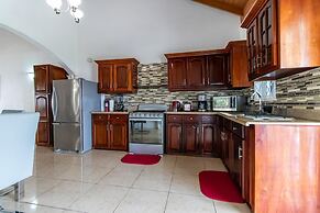 Runaway Bay Gem in Runaway Bay