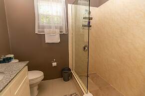 Serenity Retreat Villa Drax Hall