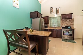 Serenity Retreat Villa Drax Hall