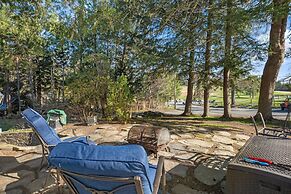 Spacious Dartmouth College Home on Occum Pond