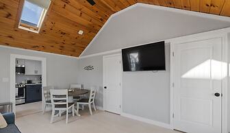 Modern Cottage Perfect For Winter Rental