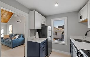 Modern Cottage Perfect For Winter Rental