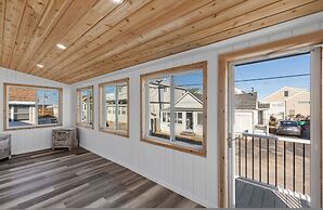 Modern Cottage Perfect For Winter Rental