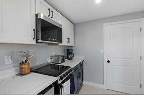 Modern Cottage Perfect For Winter Rental