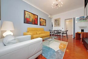 Una finestra sulla cupola di San Pietro