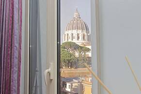 Una finestra sulla cupola di San Pietro