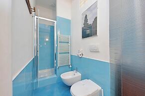 Una finestra sulla cupola di San Pietro