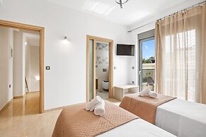 Park and sea View Villa With Pool 2