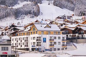 Elegant Apartment Near the ski Area