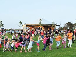 Room in All-inclusive Party Resort, Wangerland