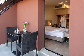 Ile Hotel