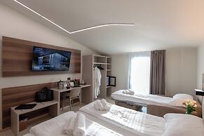 Ile Hotel