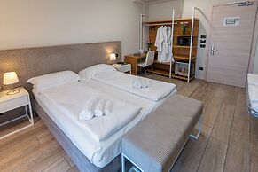 Ile Hotel