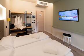 Ile Hotel