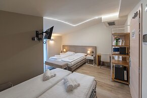 Ile Hotel