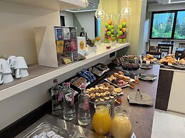 Ile Hotel