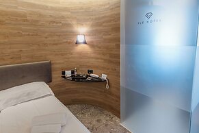 Ile Hotel