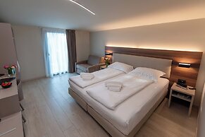 Ile Hotel