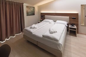 Ile Hotel