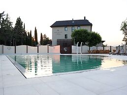 Ile Hotel