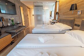 Ile Hotel
