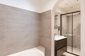 Modern Studio Right on the ski Slope