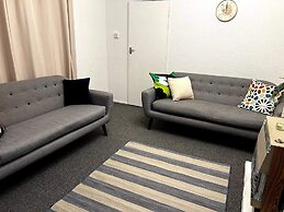 Serene Melford House in Nottingham