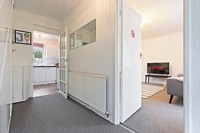 Serene Melford House in Nottingham