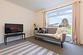 Serene Melford House in Nottingham