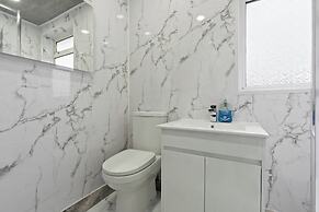 Serene Melford House in Nottingham