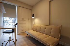 w Charming 2BR w Balcony in Miraflores