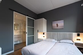 Luxurious 12-person City Villa With Wellness