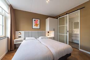 Luxurious 12-person City Villa With Wellness