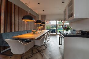 Luxurious 12-person City Villa With Wellness