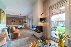 Luxurious 12-person City Villa With Wellness