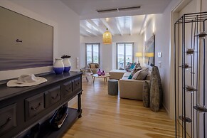 The Gallery Home - Elegant Villa In Antiparos