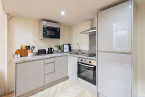 Host Stay Athenaeum House