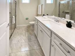 Upstay 20 Guest Capacity Mansion Near Disney