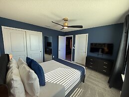 Upstay 20 Guest Capacity Mansion Near Disney