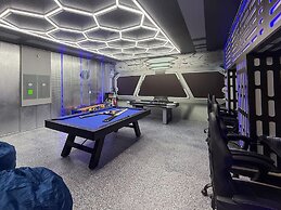 Upstay 20 Guest Capacity Mansion Near Disney