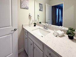 Upstay 20 Guest Capacity Mansion Near Disney